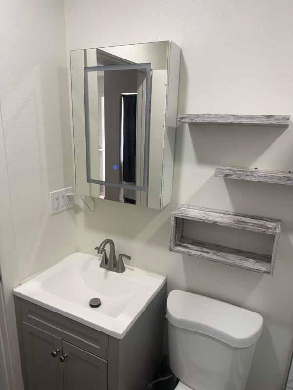 Photo - 1304 E 9th St