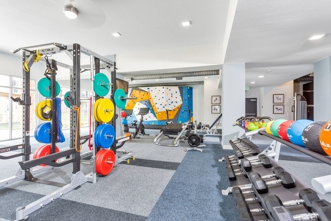 24-hour Weight Room
