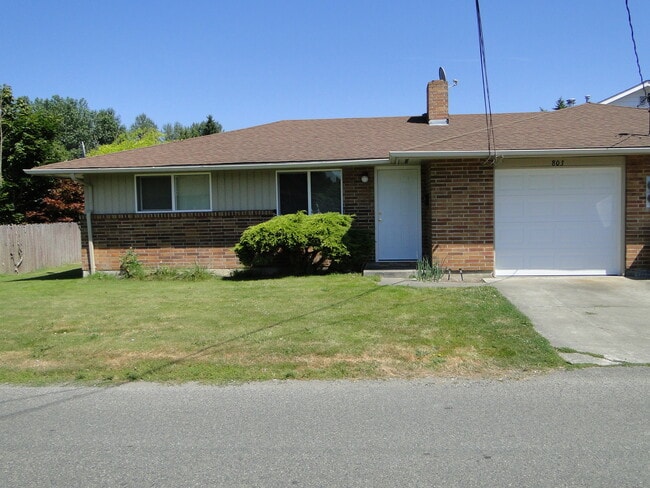 Building Photo - 803 9th St NW Unit 803