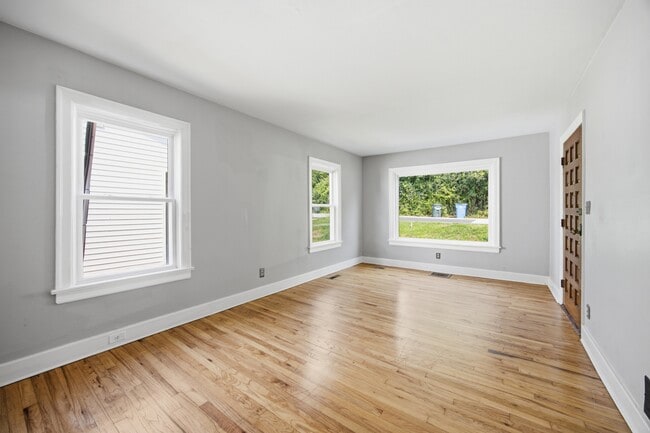 Photo - 2633 14th Ave