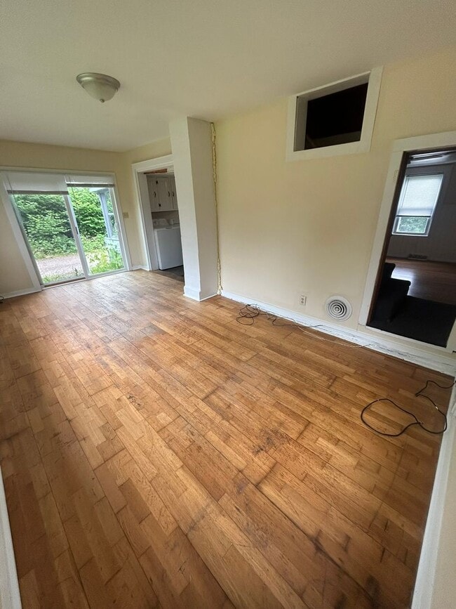 Photo - 79 Chase St Unit 79 1/2 Chase St