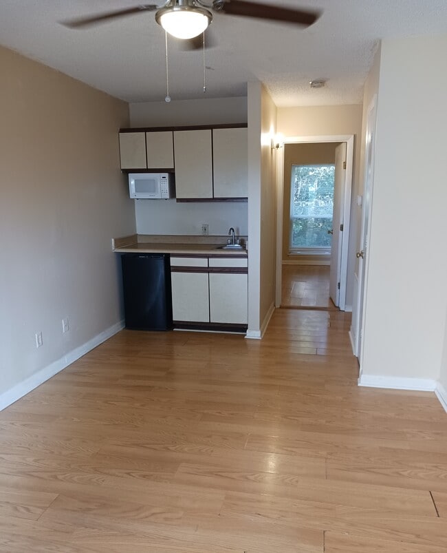 Photo - 1346 Bradley Dr