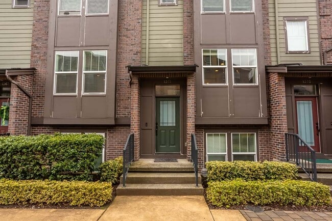 Photo - 1371 Brooklyn Walk NE