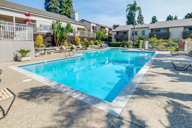 Photo - 8540 Via Mallorca Via Unidad ID1308078P