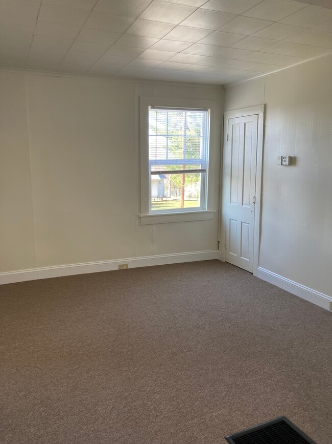 Photo - 1211 W Mountain Ave