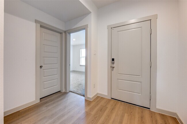 Photo - 7715 Smooth Vly Ct