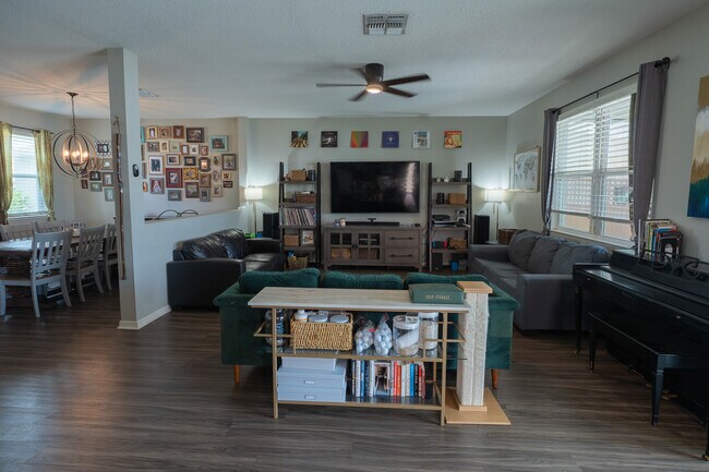 Photo - 10509 Laguna Plains Dr