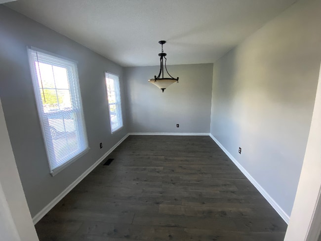 Photo - 334 Stoney Creek Dr