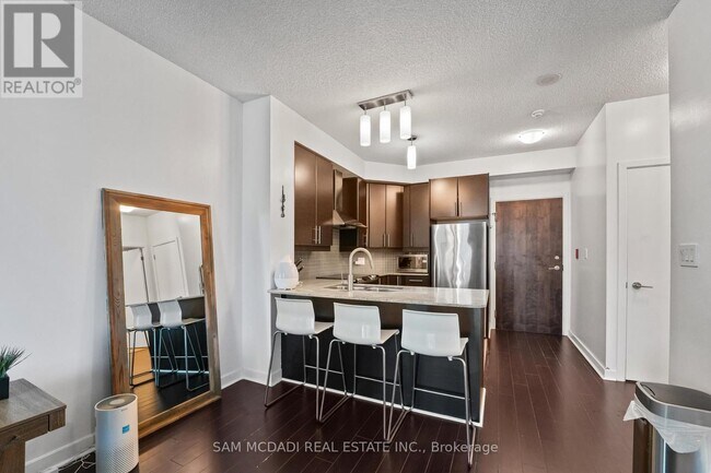 Photo - 18 Harbour St Unit 2304