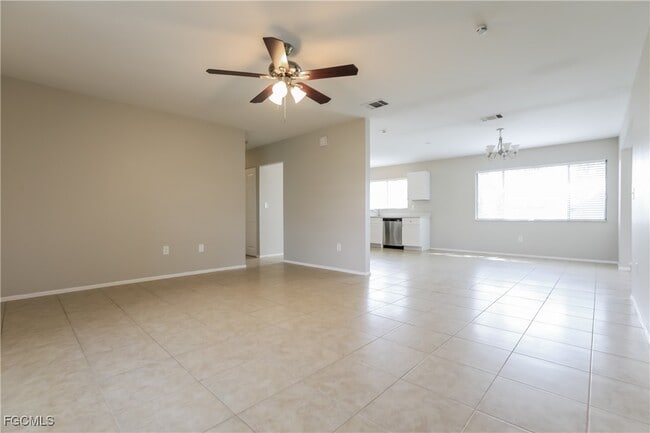 Photo - 3850 Pan American Blvd