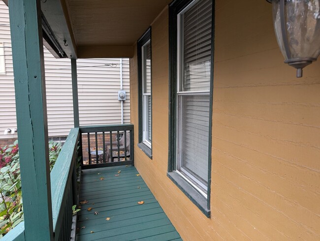 Photo - 2484 W 10th St Unit Back House