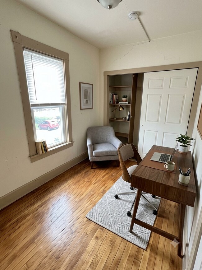 Photo - ? Steps from Brady St! Bright 2BR with FREE Laundry & Pet-Friendly Living Unit #4 Upper Rear