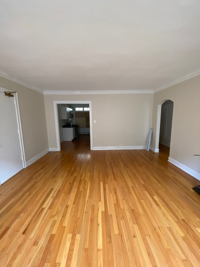 Photo - 909 Elmwood Ave Unit F2