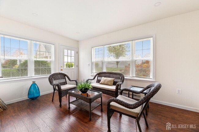 Photo - 177N Rossmoor Dr Unidad B