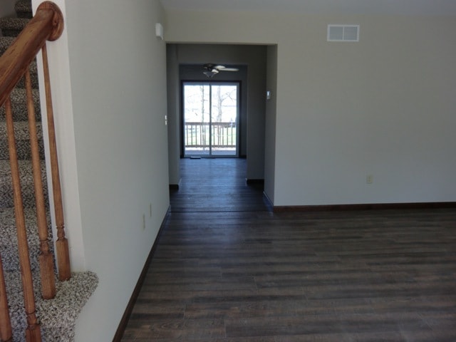 Photo - 1419 Village Circle Dr