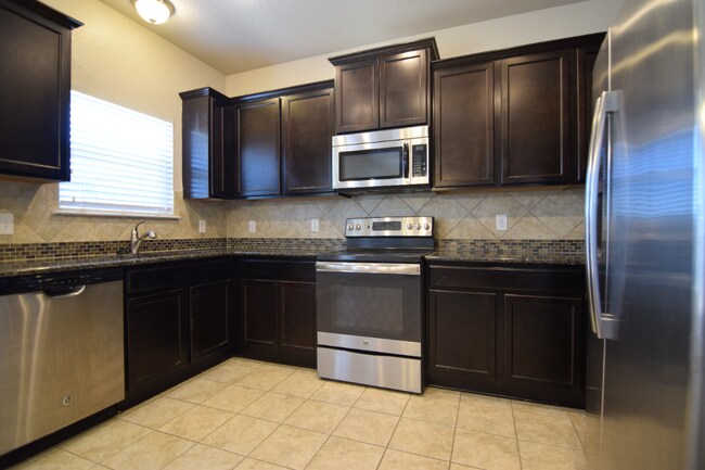 Photo - 3301 Malmaison Road