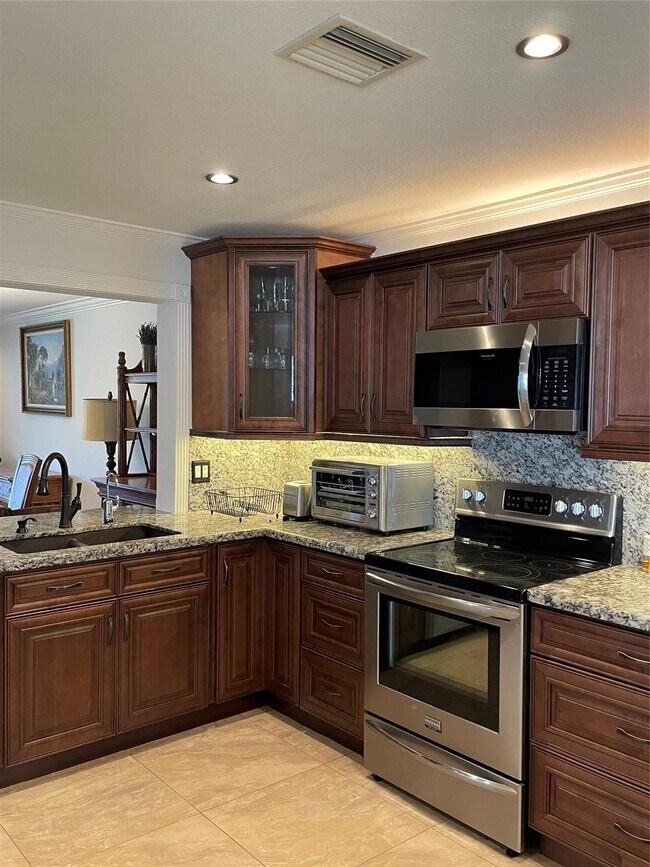 Photo - 449 Deer Crk Lk Pt S Ln