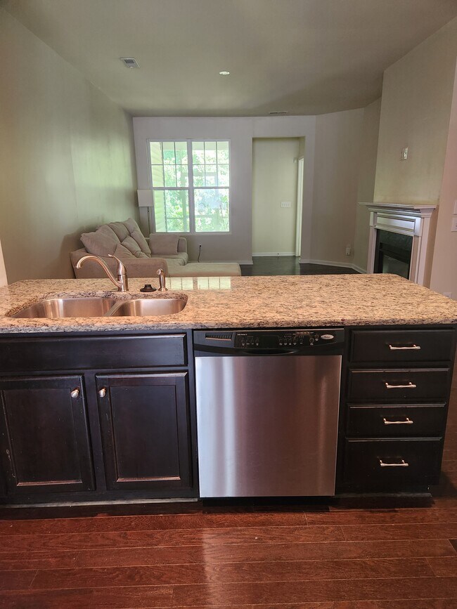 Photo - 7224 Terregles Dr