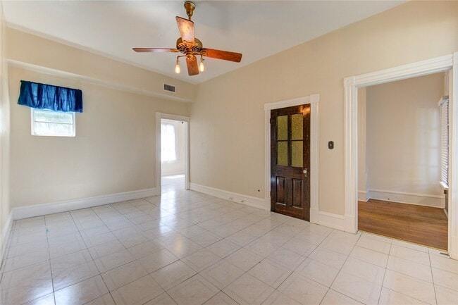 Photo - 1619 Ursuline St