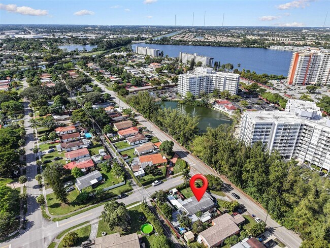 Photo - 1300 NE 183rd St