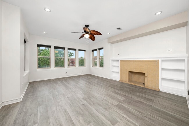 Photo - 2060 W Fargo Ave Unit 3W