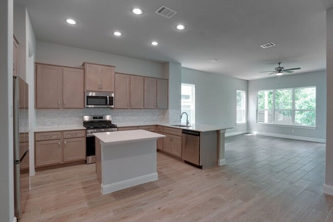 Photo - 601 C-Bar Ranch Trl