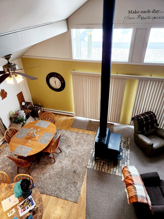 Photo - 10905 1st St