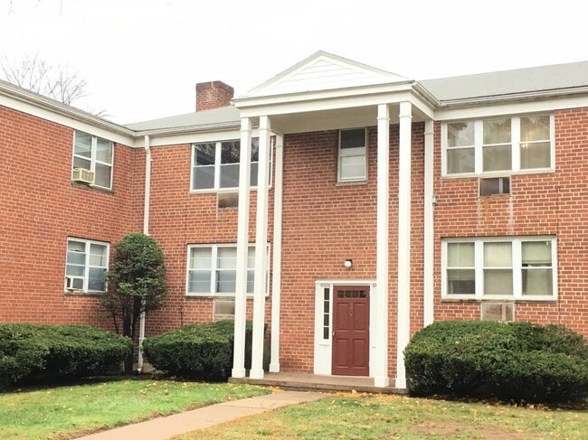 Building Photo - 49-3 Sky View Dr.
