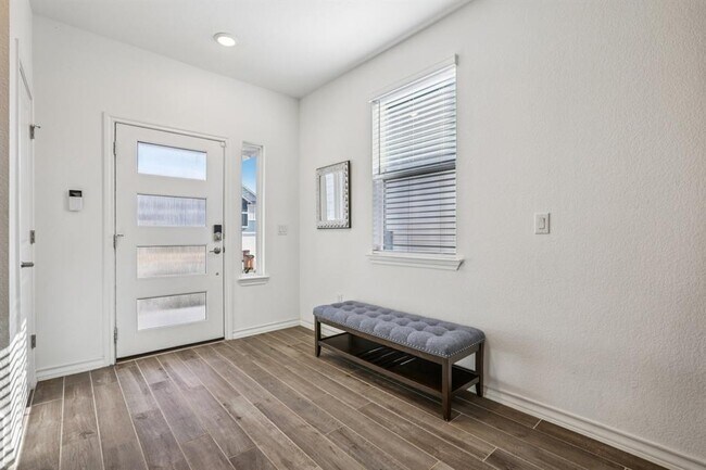 Photo - 2903 Bronx Dr