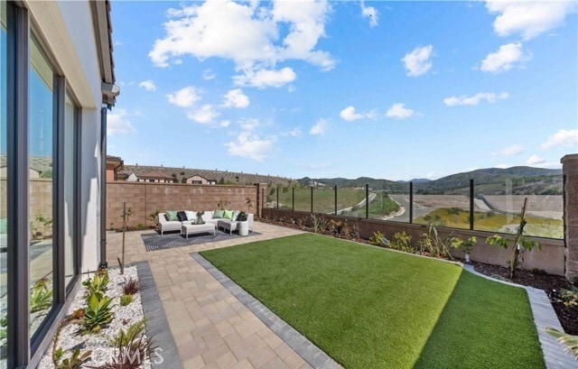 Photo - 140 Tomahawk