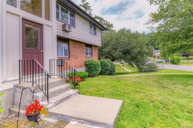 Photo - 605 Parr Meadow Dr Condo Unit # 6E