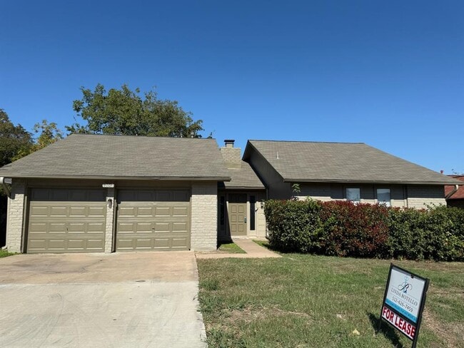 Photo - 12012 Swallow Dr