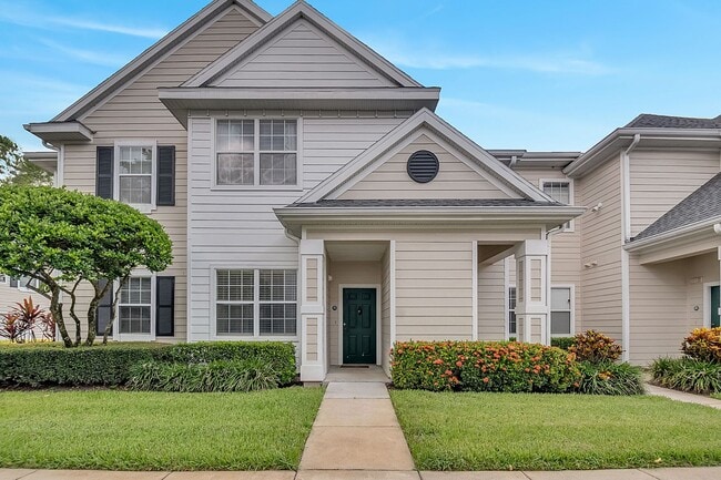 Building Photo - Gorgeous 3/2 Condo with 1 Car Garage in Ex...