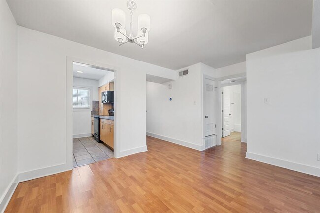 Photo - 3815 Guadalupe St Condo Unit 304