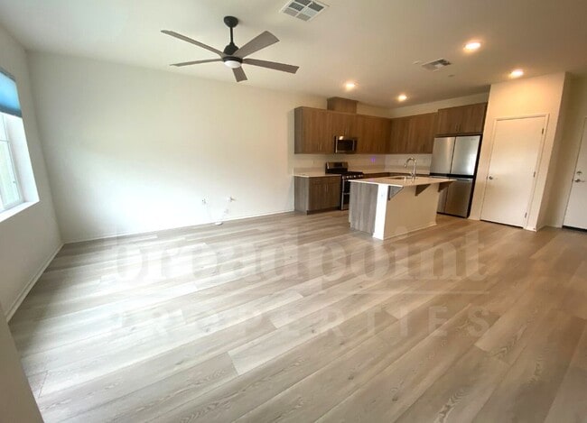 Photo - 307 Sweet Pl