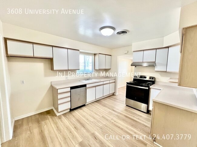 Building Photo - 3608 University Ave Rental