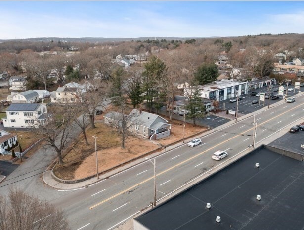 Photo - 735 Washington St