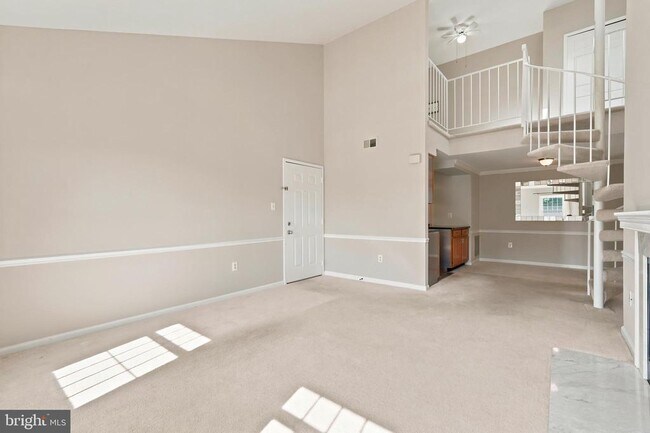 Building Photo - 12287 Wadsworth Way