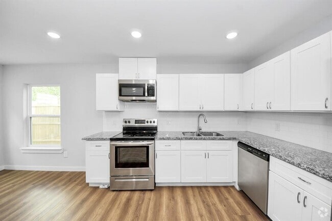 Building Photo - 6617 Bacher St Rental
