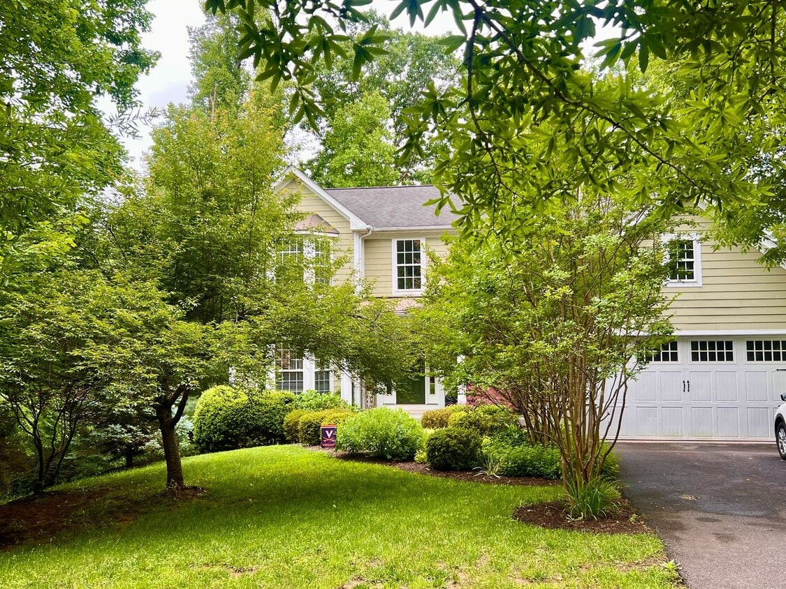Photo - 5920 Nicolet Court - Spacious Crozet Home with Fenced in Yard!