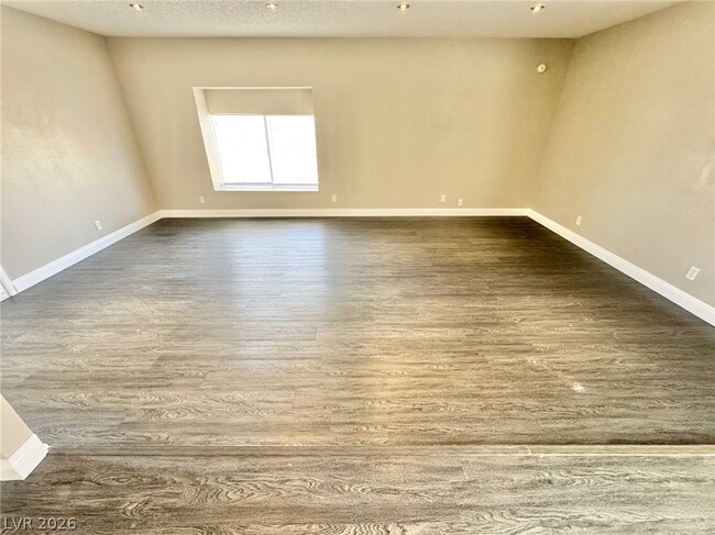 Photo - 6323 Silverfield Dr