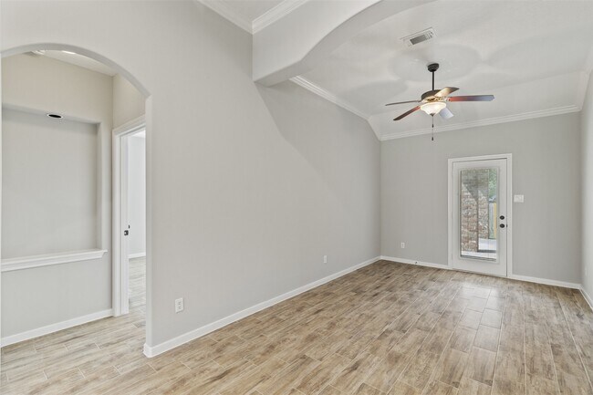 Photo - 521 Ironwood Forest Dr