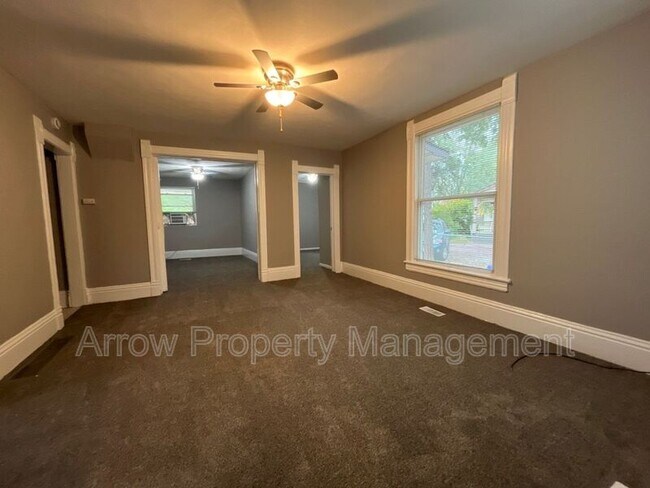 Photo - 445 N 25th St Unidad 1