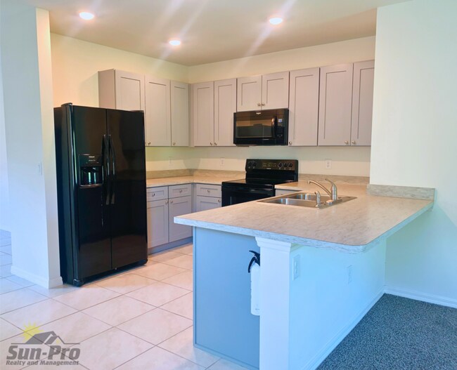 Photo - 507 Armoyan Wy House