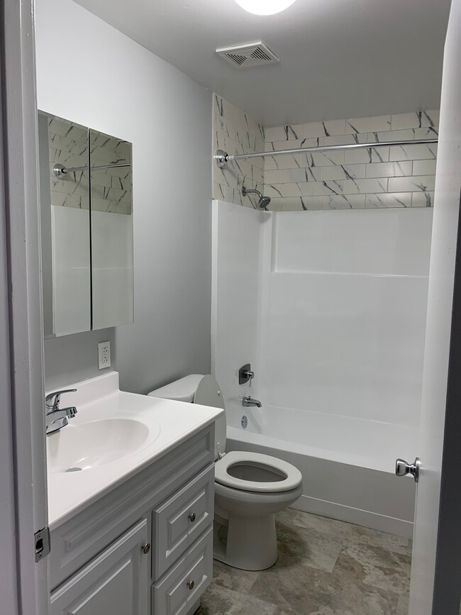 Photo - Highfield Crossing