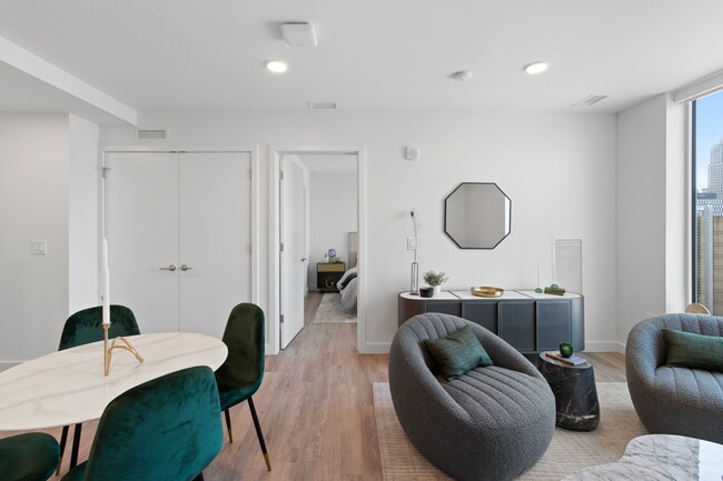 1BR, 1BA - 707SF