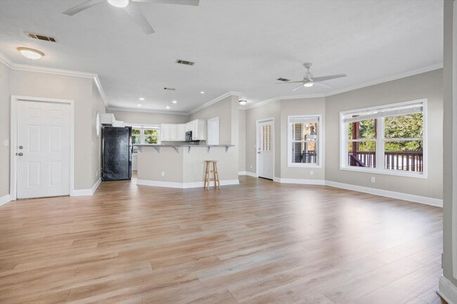 Photo - BAY FRONT LIVING