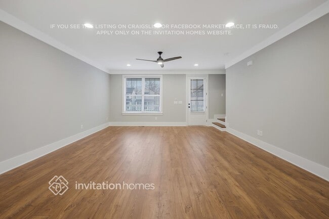 Photo - 647 Vernon Ave