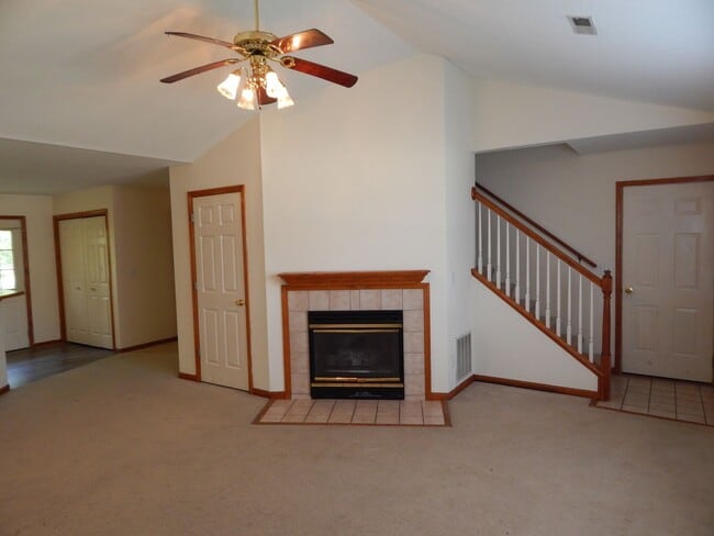 Photo - 3 Bed, 2 Bath Duplex