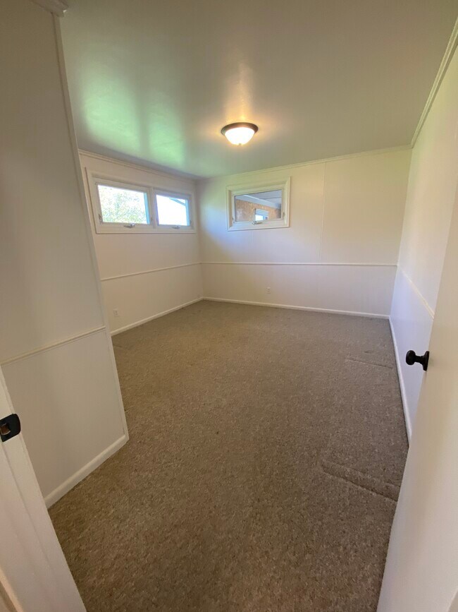 Photo - 29091 Harriet St